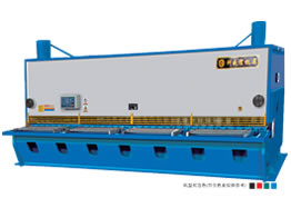 QC11K系列液压闸式剪板机
